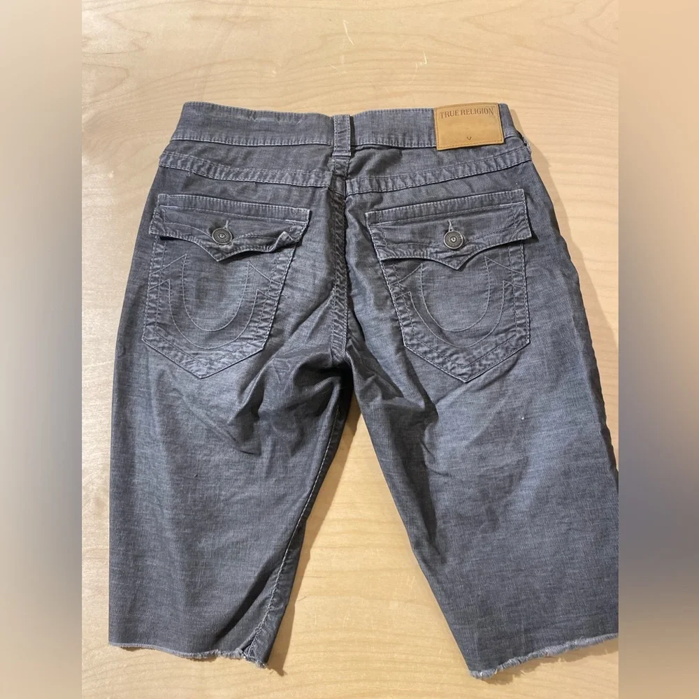 True Religion Ricky Relaxed Straight Corduroy Shorts Size 30 (LQ)